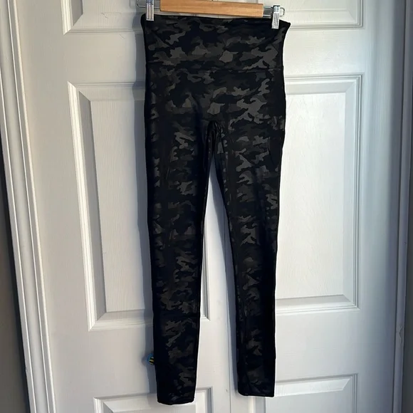 Spanx leggings - Picture 1 of 3